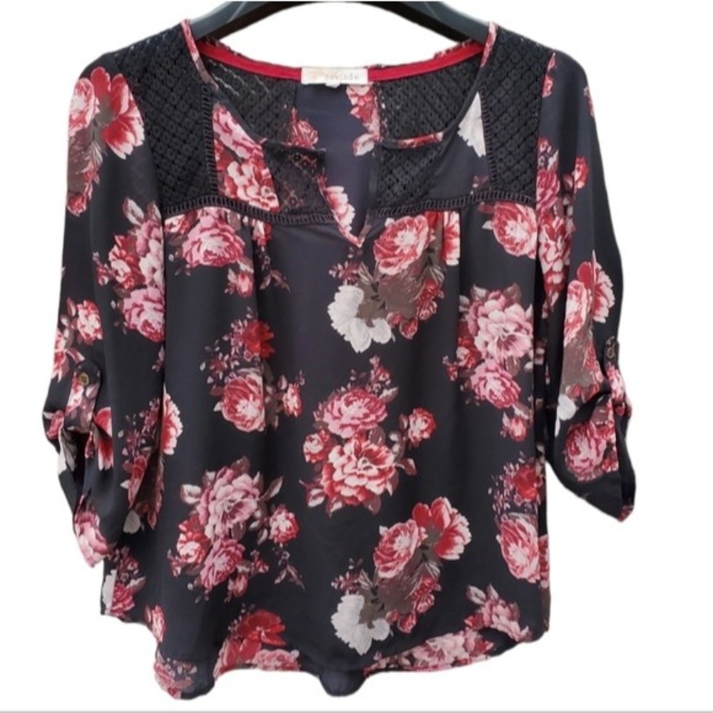 Rewind Black and Maroon Floral Blouse